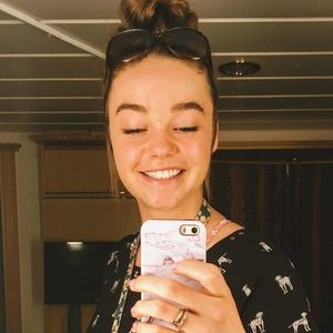 Meet your Posher, Arianna